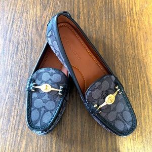 Never used Coach signature Loafers black/gray